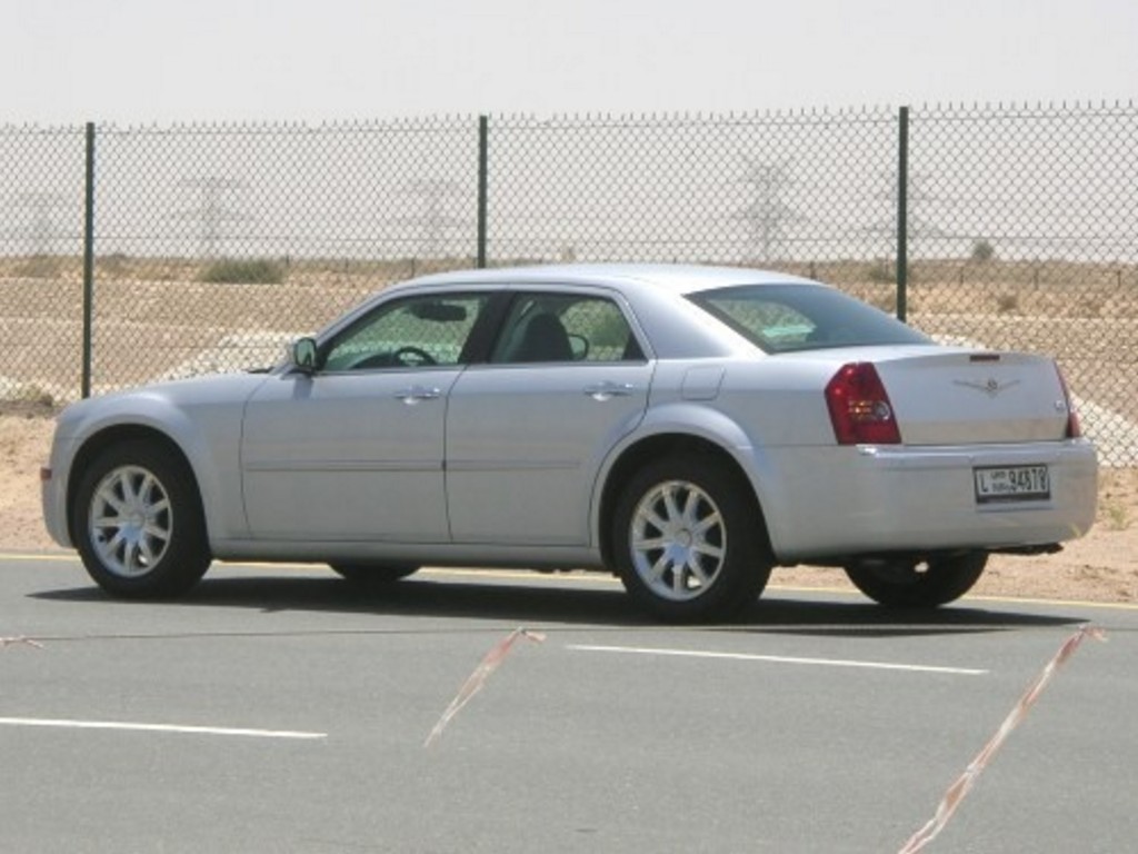 Chrysler 300 limited review #2