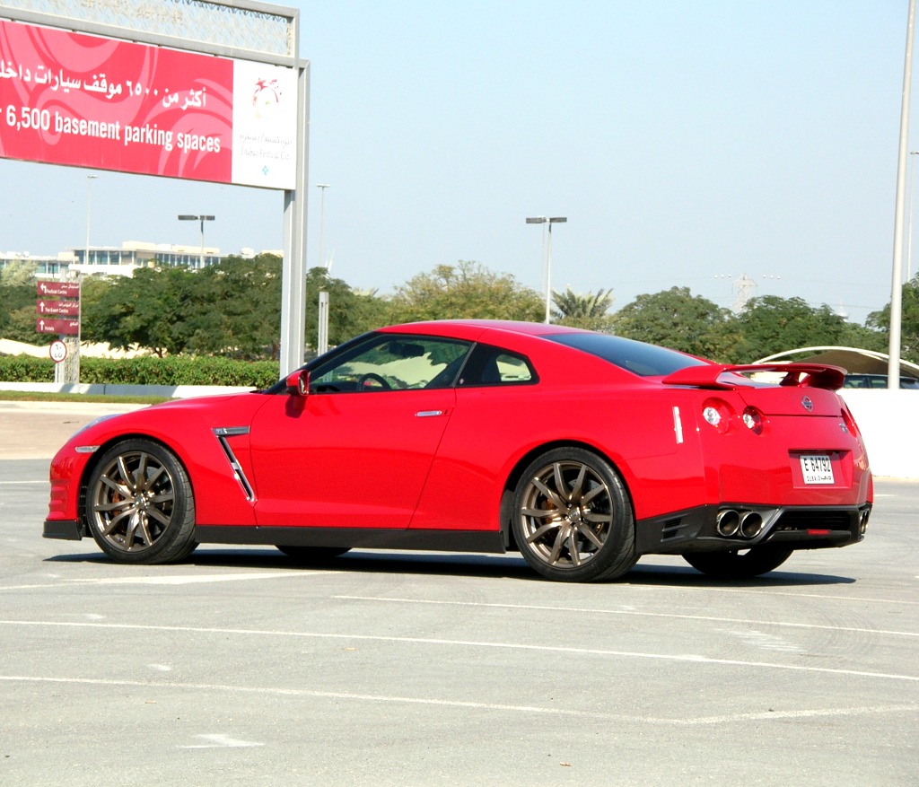 2012 Nissan gtr black edition #10