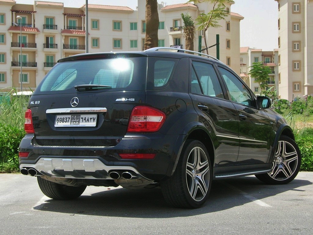 2009 Mercedes benz ml63 amg specs #5
