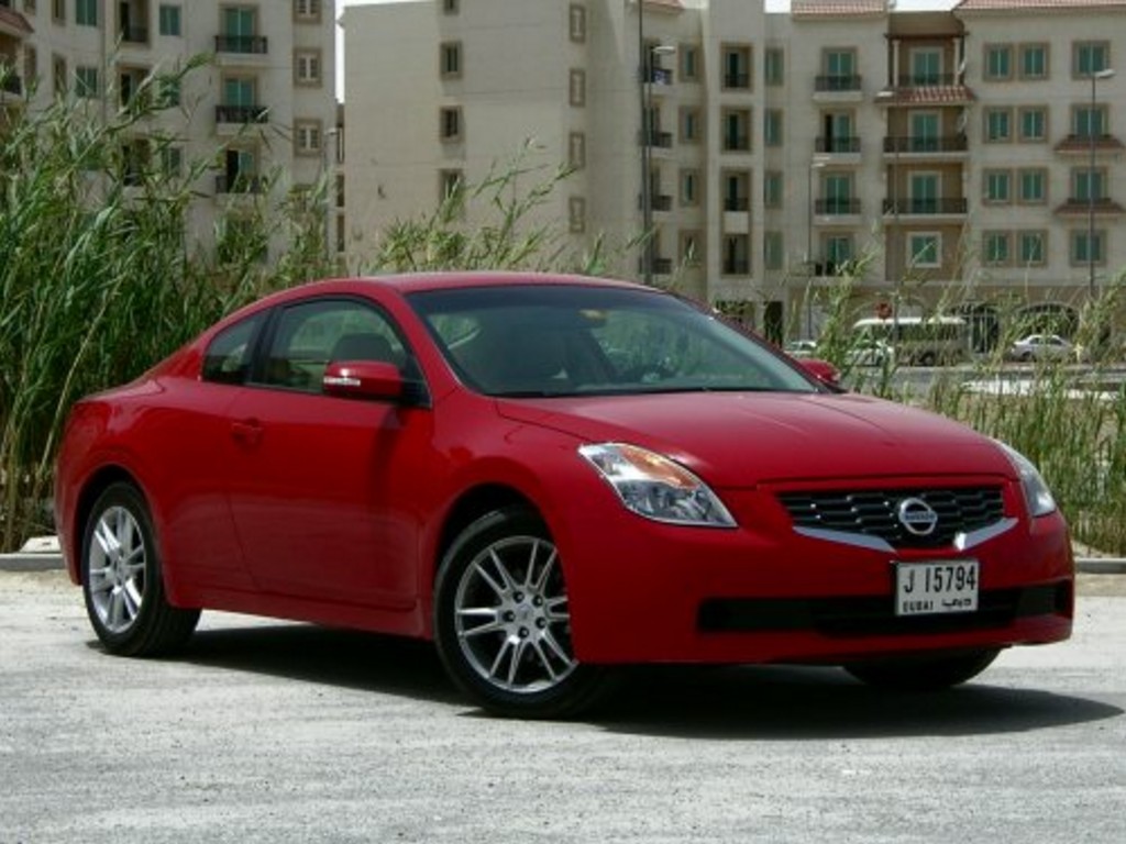 Nissan altima coupe 2012 dubai #1