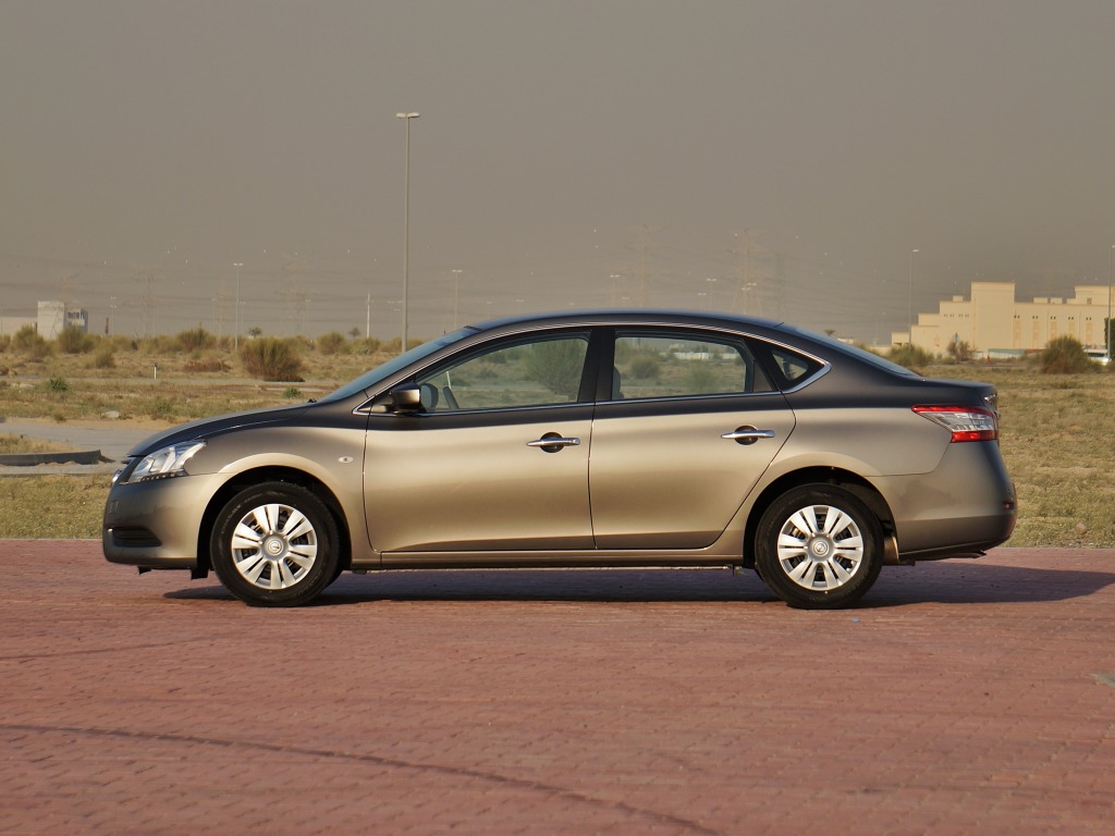 2013 Nissan sentra video #2