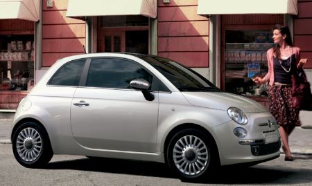 Fiat 500 goes on sale in Europe
