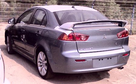 mitsu-lancer-2.jpg