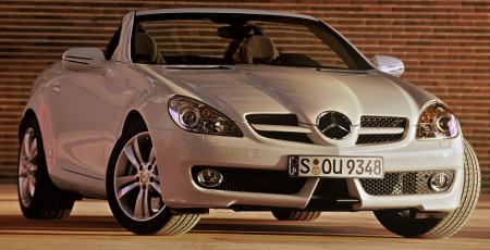 2009 Mercedes-Benz SLK gets facelift