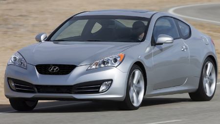 2010-hyundai-genesis-coupe-6.jpg