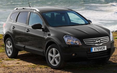 Europe gets longer 2009 Nissan Qashqai