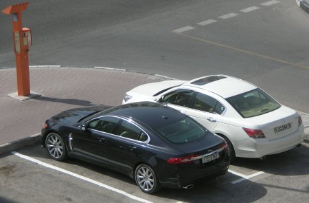 Comparo Honda Accord V6 Vs Jaguar Xf V8 Drive Arabia