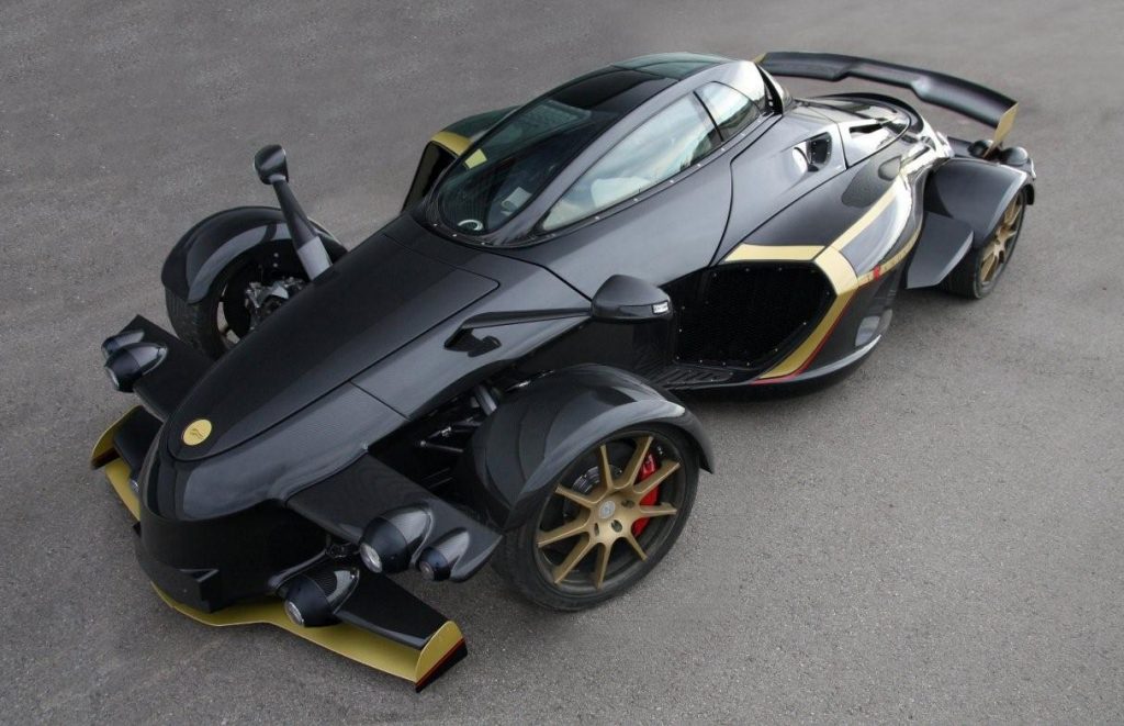 Tramontana R V12 racecar for the streets