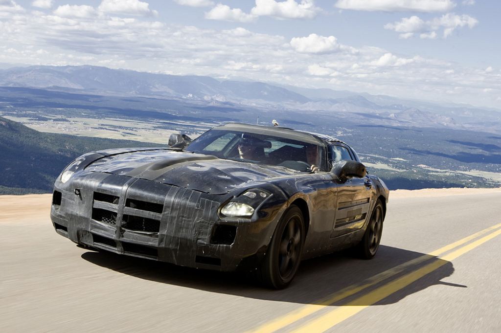 Mercedes-Benz SLS AMG Gullwing in the works
