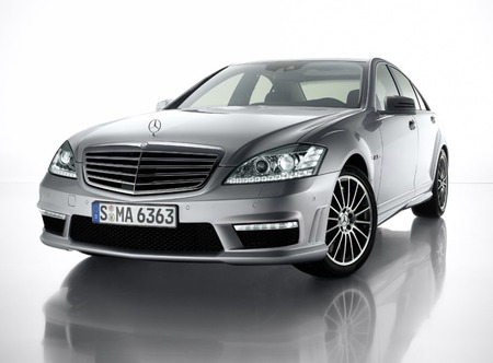 2010 Mercedes-Benz S 63 AMG