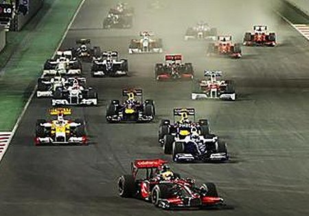 McLaren's Hamilton wins 2009 Singapore F1 GP