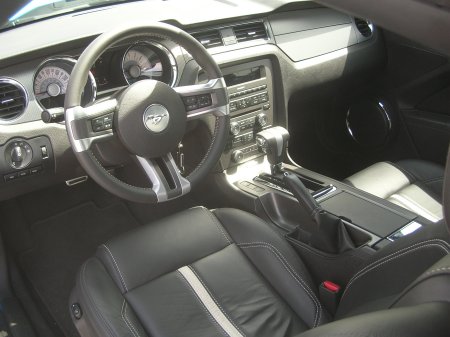 2010-ford-mustang-4