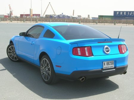 2010-ford-mustang-8