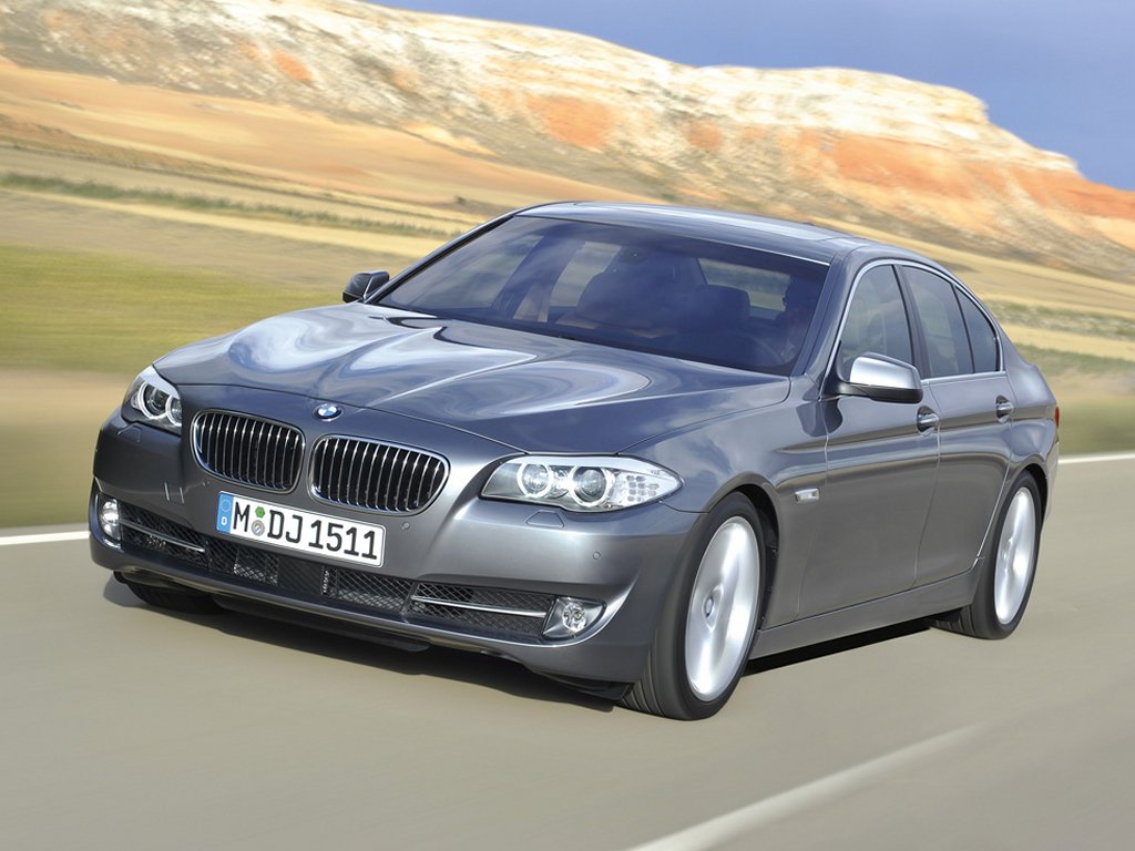BMW 5-Series 2010-2011 officially revealed