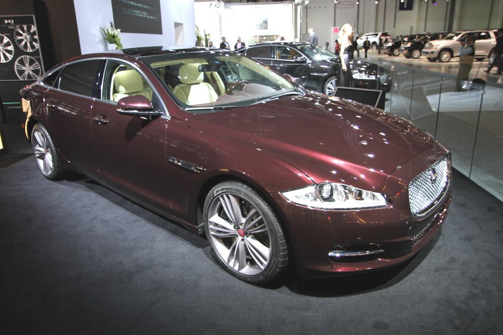 Jaguar XJ 2010 reaches UAE shores