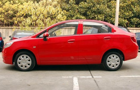 2010-chevrolet-aveo-sail-2