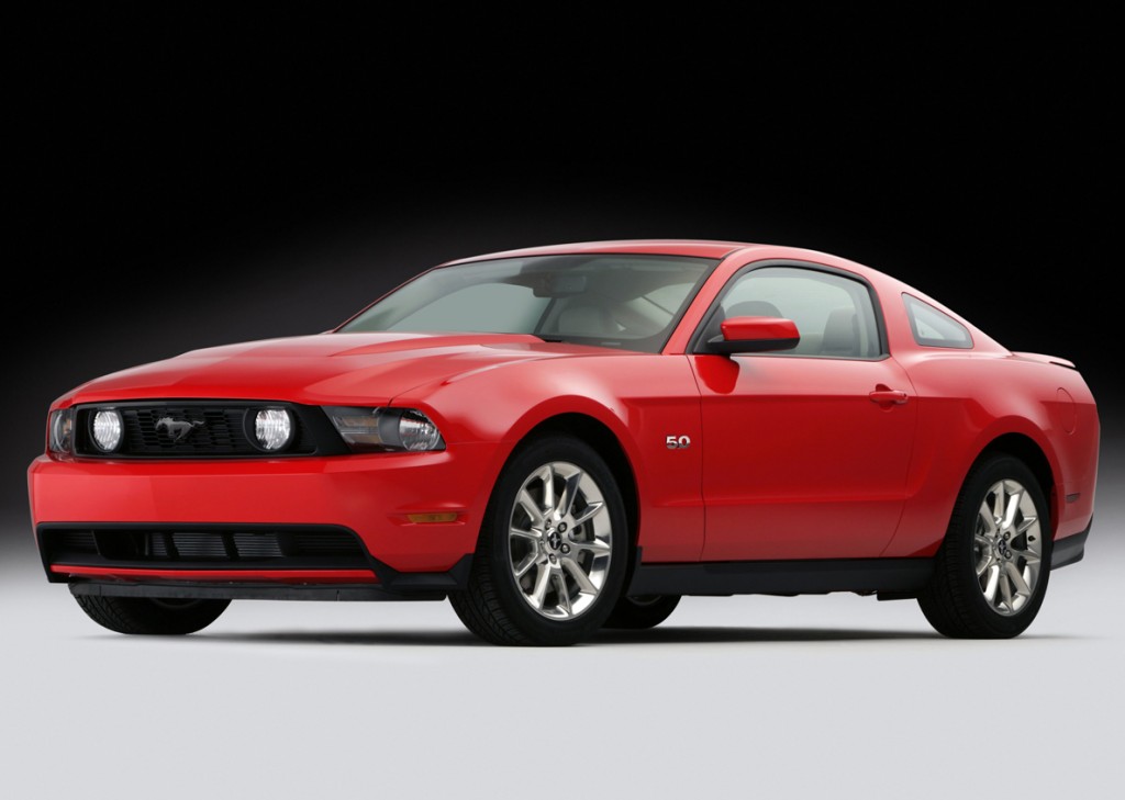 Ford Mustang GT getting 5.0 V8 for 2011