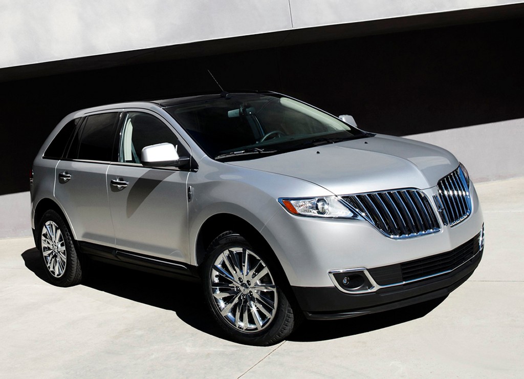 Lincoln MKX 2011 gets frontal facelift and more