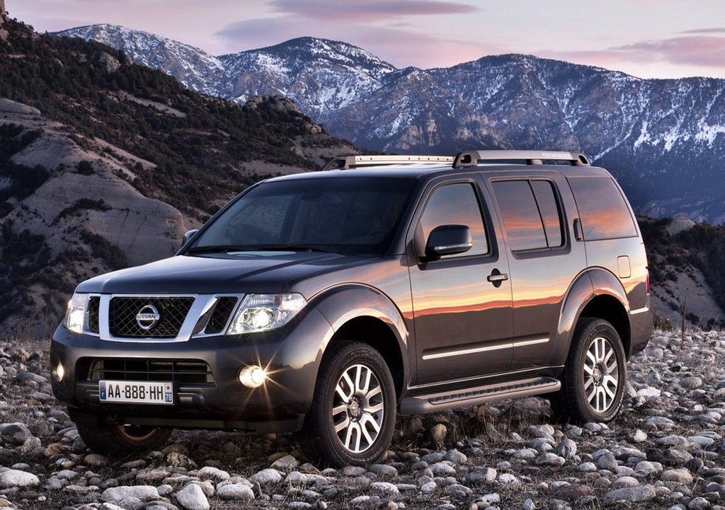 Nissan Pathfinder 2011 unveiled in Europe