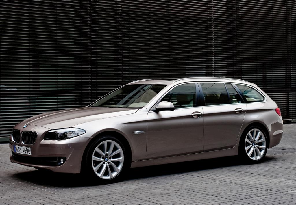 BMW 5-Series Touring wagon for 2011