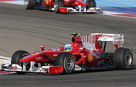 Ferrari's Alonso wins 2010 Bahrain F1 GP