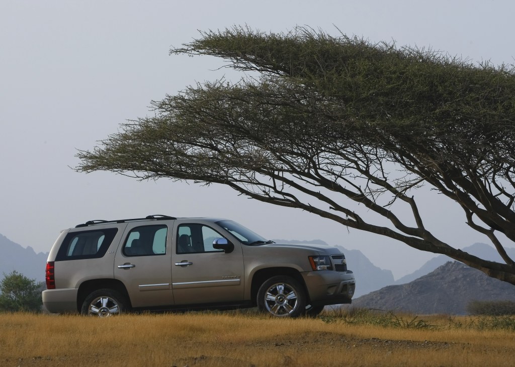 First Drive Chevrolet Tahoe 2010 In Fujairah Drive Arabia