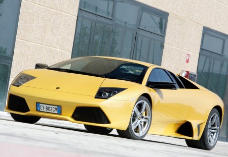 Lamborghini Murcielago 2007-2008 recalled for fuel leak