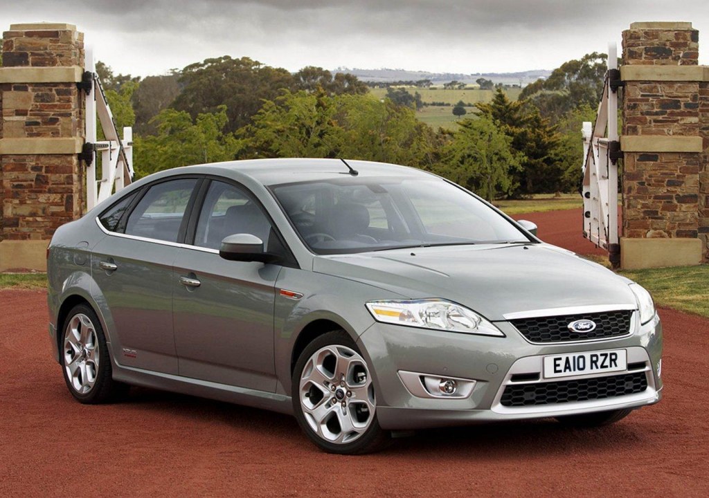 Ford Mondeo 2011 gets EcoBoost turbo engine | Drive Arabia