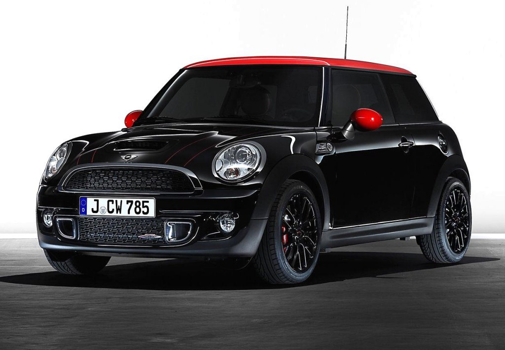 Mini, Convertible & Clubman 2011 range all facelifted | Drive Arabia