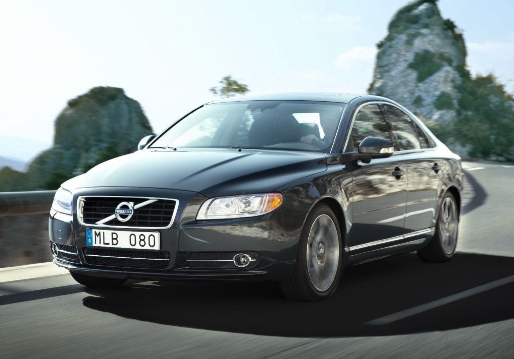 Volvo S80, V70 & XC60 get new engines in UAE