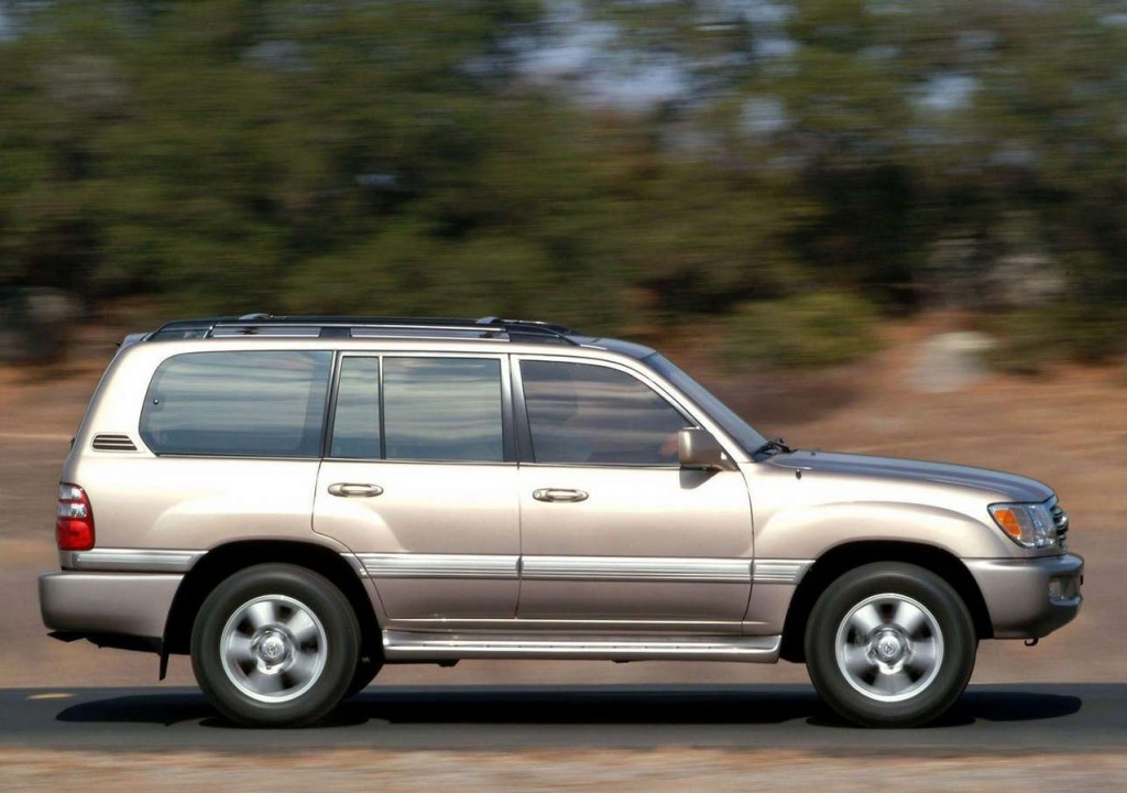 Toyota Land Cruiser 2003-2007 global recall | Drive Arabia