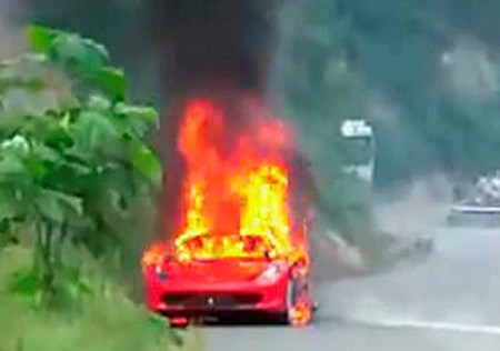 Ferrari 458 Italia investigated and recalled for catching fire