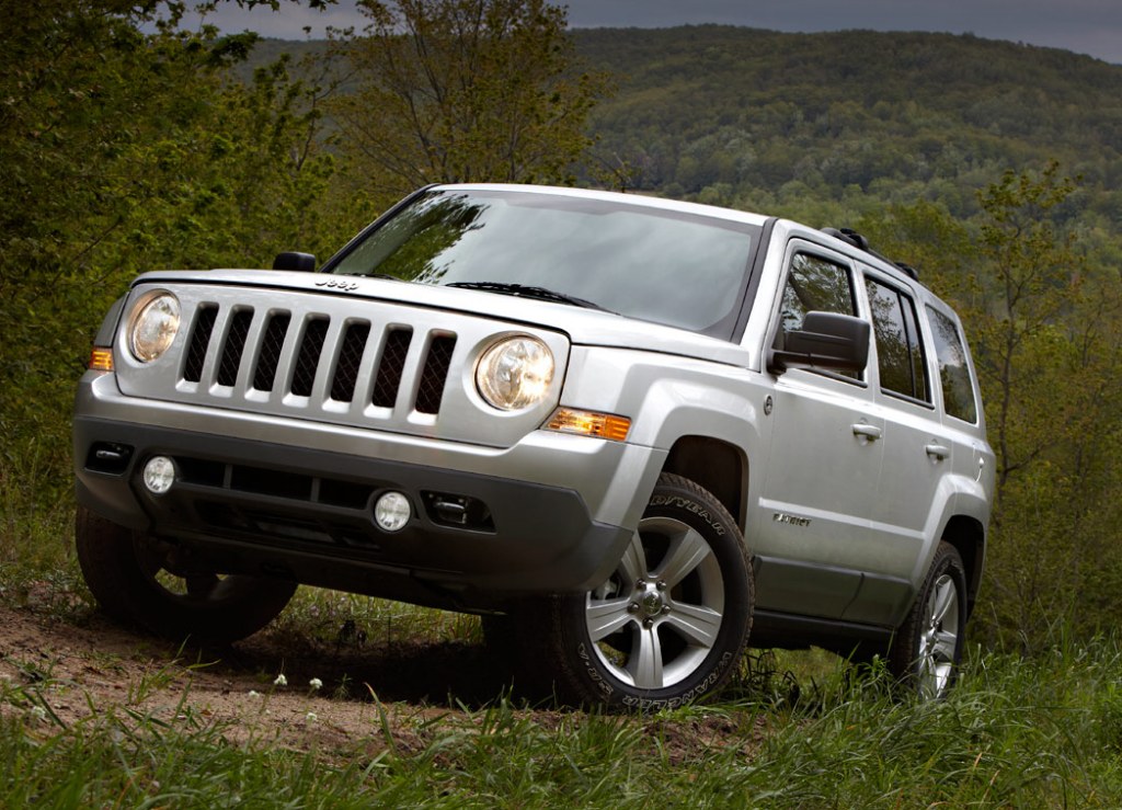 Jeep Patriot 2011 gets facelift and better interior