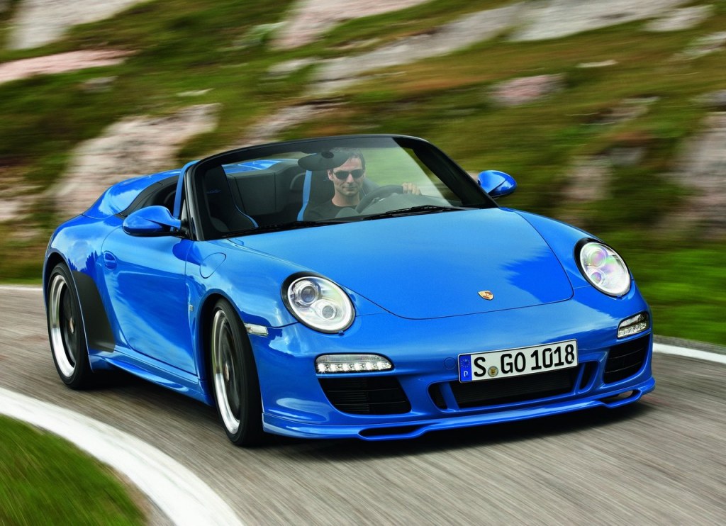 Porsche 911 Speedster limited edition joins 2011 range