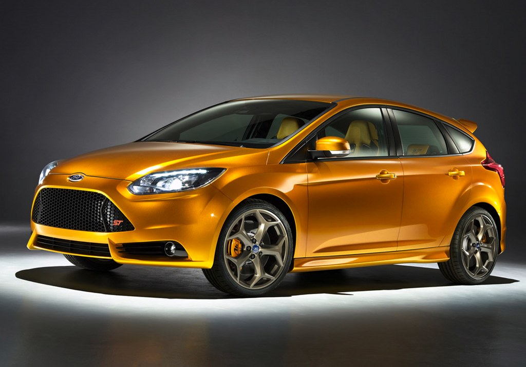 Ford Focus ST sports model to join 2012 range