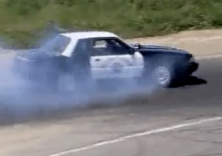 Video of the week: American police cars on the track