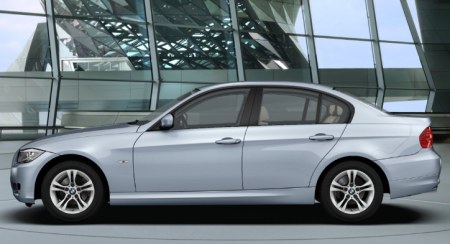BMW 316iA joins 2011 3-Series range in the UAE