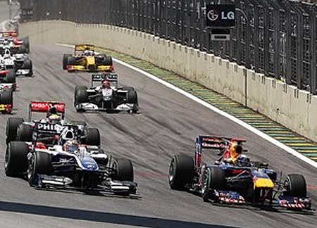 Red Bull's Vettel wins 2010 Brazilian F1 GP