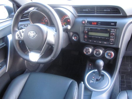 So We Got A 2011 Toyota Zelas Drive Arabia