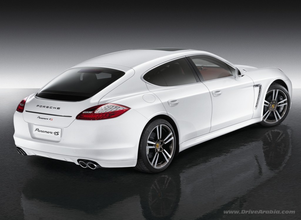 Porsche Panamera 4S Exclusive Middle East Edition revealed