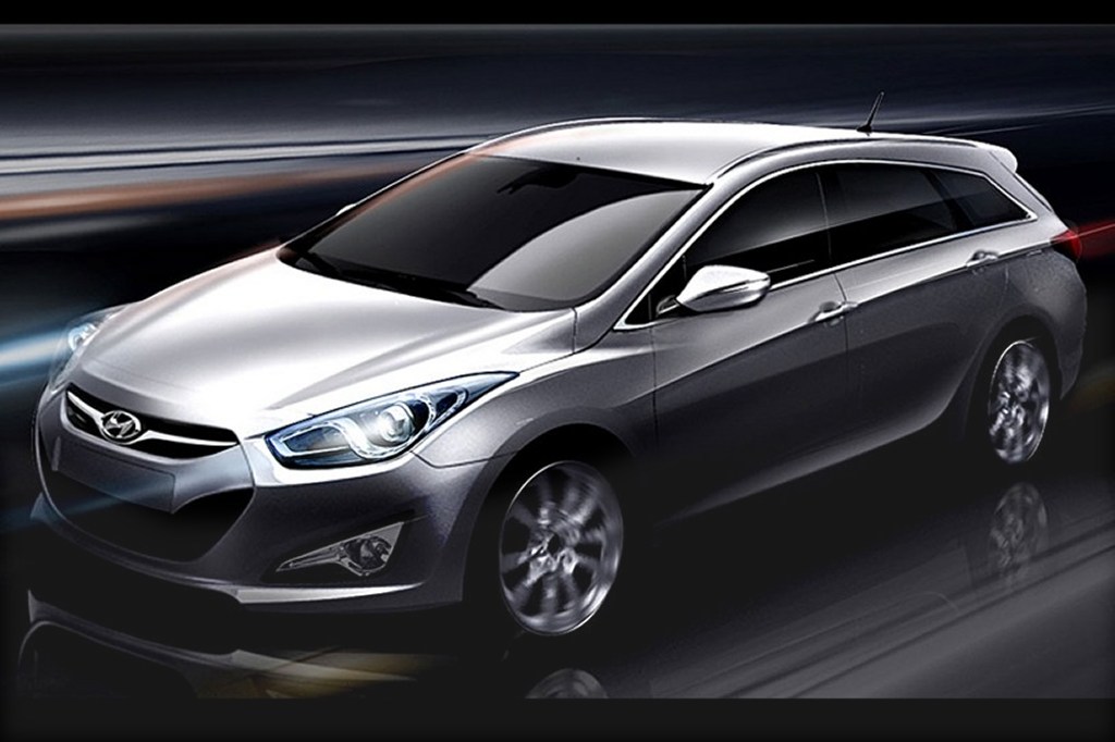 Hyundai i40 photos show 2012 Sonata wagon