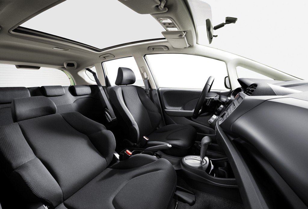 Honda Jazz 2012 facelift reaches UAE & GCC DriveArabia