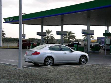 Petrol shortage in Dubai causes chaos