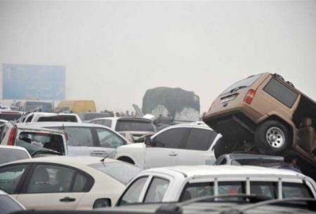 127-car pileup in Dubai-Abu Dhabi highway crash