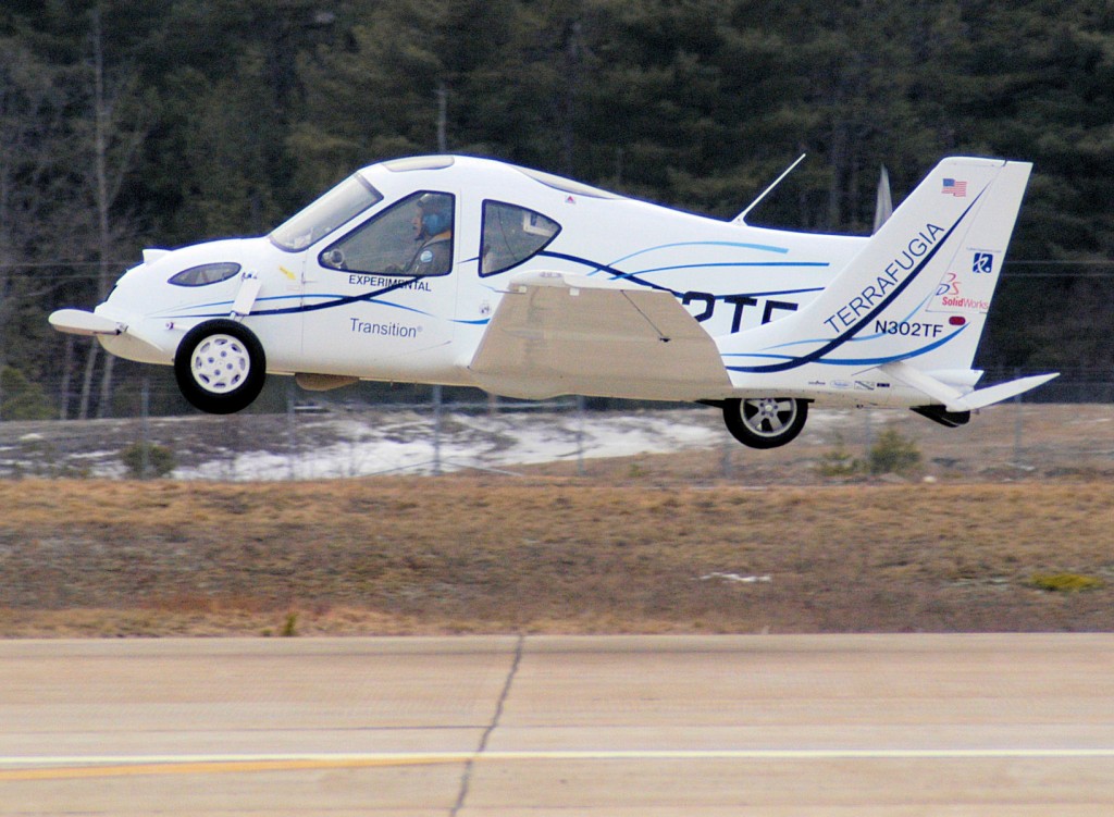 Terrafugia flying car to go into production in 2012