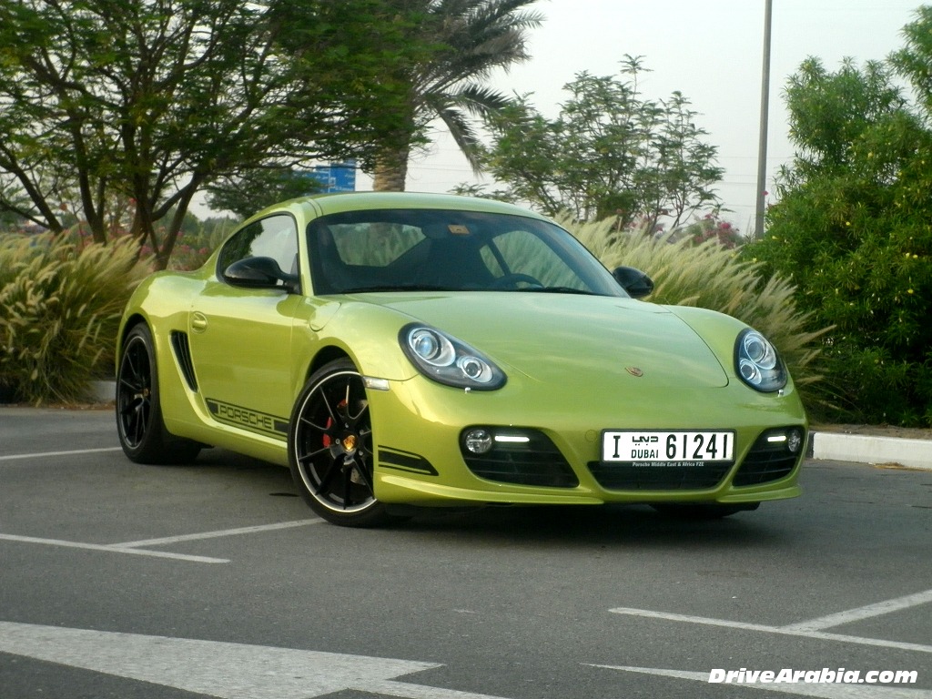 First drive: Porsche Cayman R 2012 in Dubai