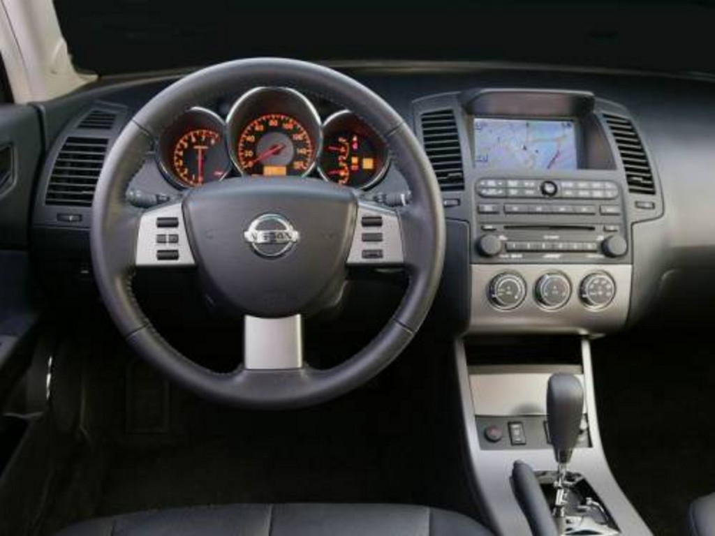 2005 Nissan Altima Drive Arabia