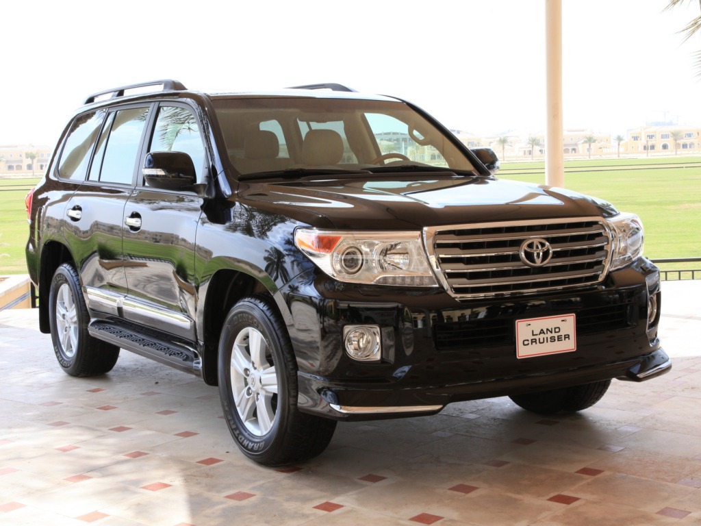 Toyota Land Cruiser 2012 debuts in the UAE