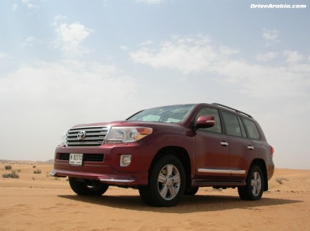 2012 Toyota Land Cruiser 4.6 VX-R in Dubai