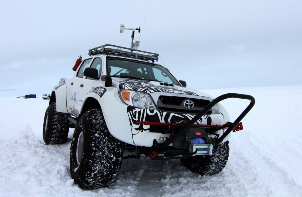 Arctic Trucks-modded Toyota Hilux conquers Antarctica